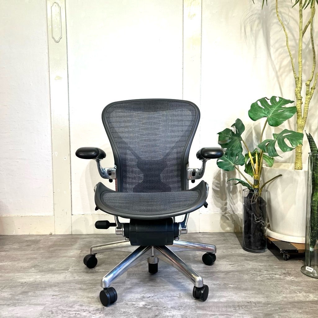 ハーマンミラー / HermanMiller アーロンチェア / Aeron Chairs タキシードブルーブラック ポリッシュドアルミベース  クラシック Bサイズ