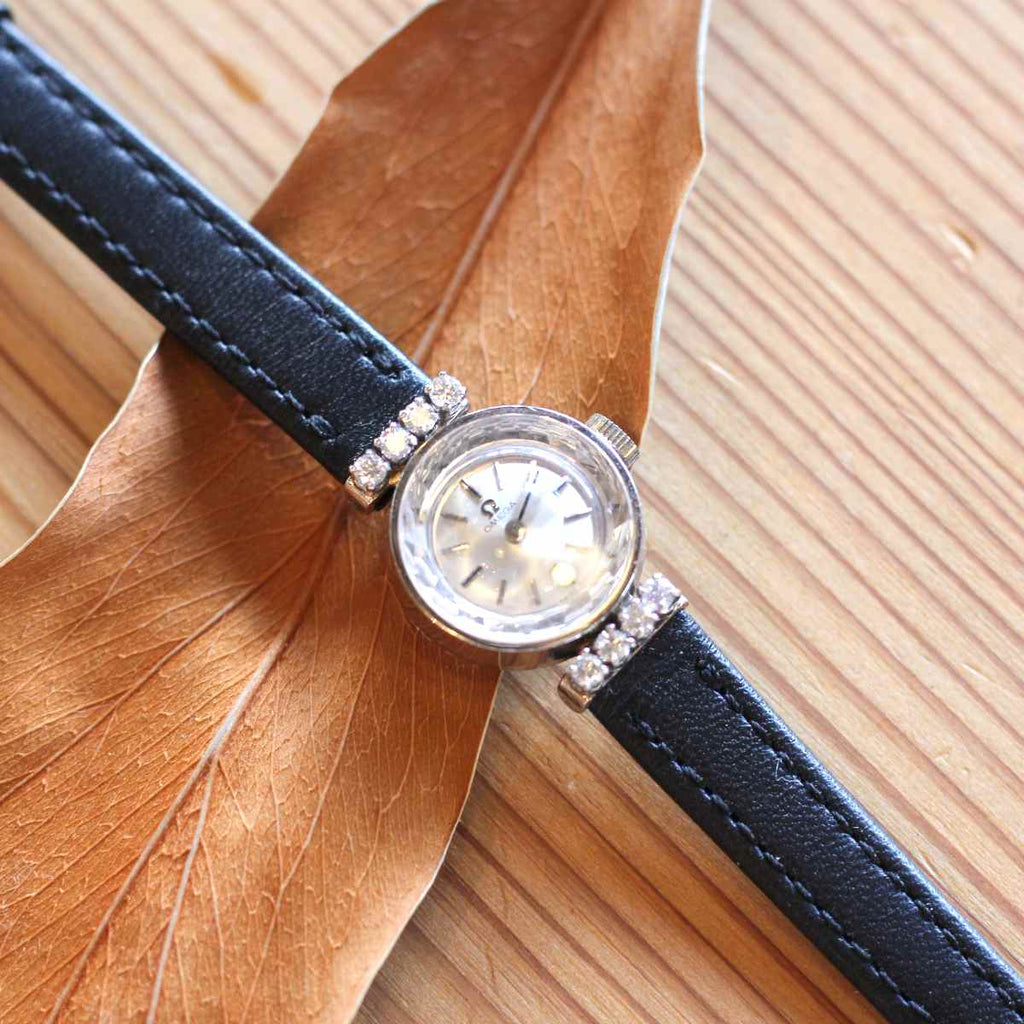 腕時計(アナログ)アンティーク OMEGA 手巻き カットガラス レディース腕時計
