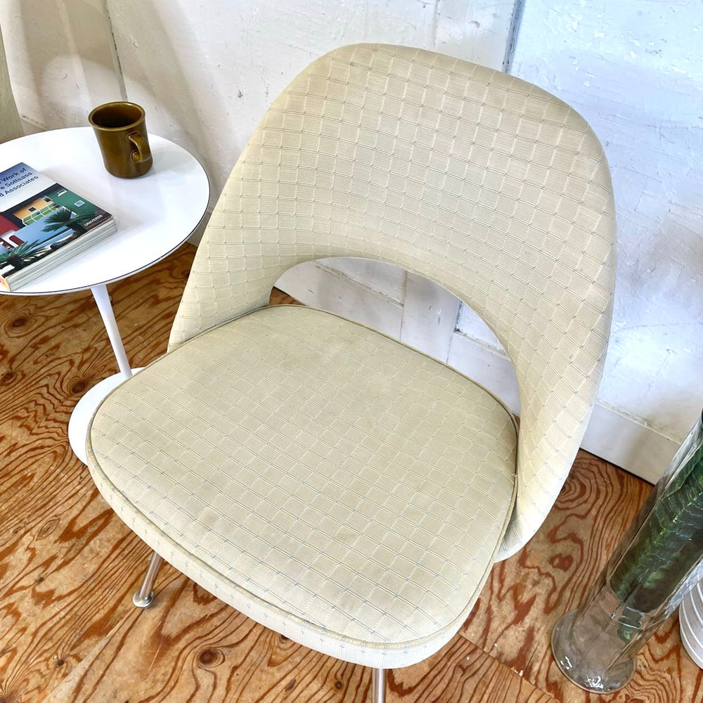 ノル / Knoll カンファレンス アームレスチェア 72チェア ベージュ エーロ・サーリネン ヴィンテージ 中古 名作 安い – RESTYLE