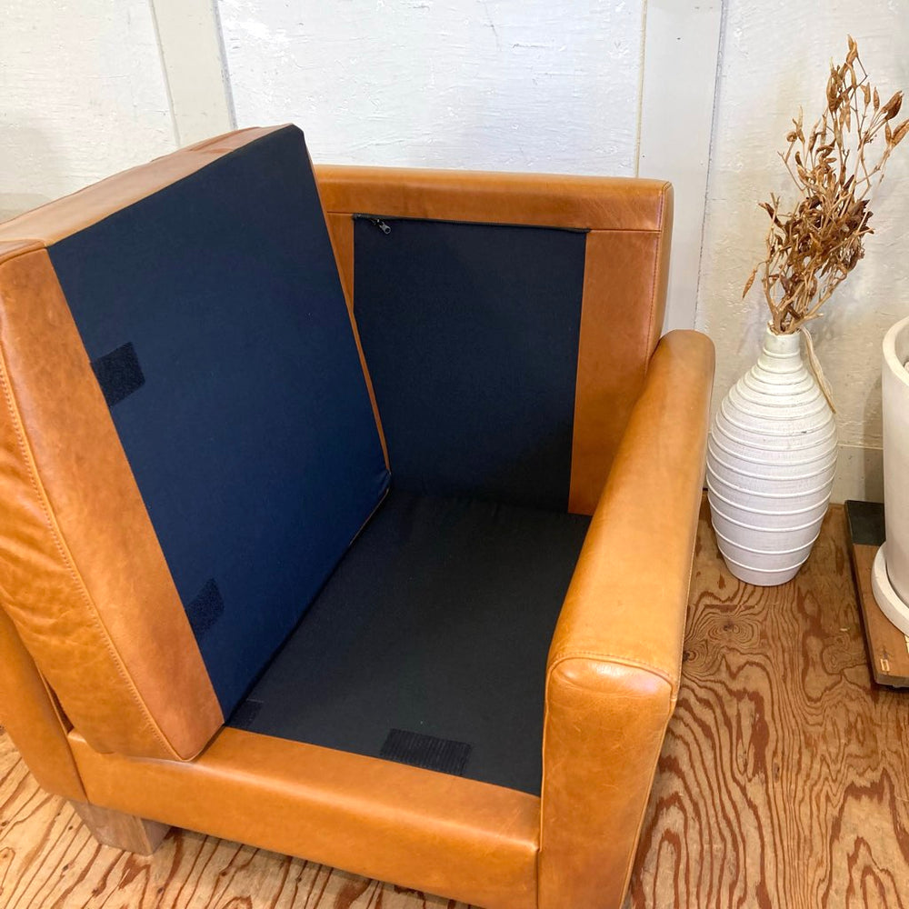 アクメファニチャー / ACME Furniture FRESNO 1人掛けソファ オイルレザー 中古 ブラウン キャメル ヴィンテージ風 –  Restyle