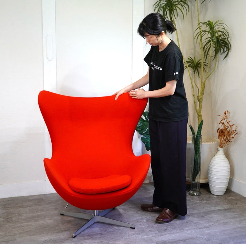 フリッツハンセン / FRITZ HANSEN エッグチェア / EGG アルネ・ヤコブセン レッド ファブリック 北欧 デンマーク 中古 –  RESTYLE