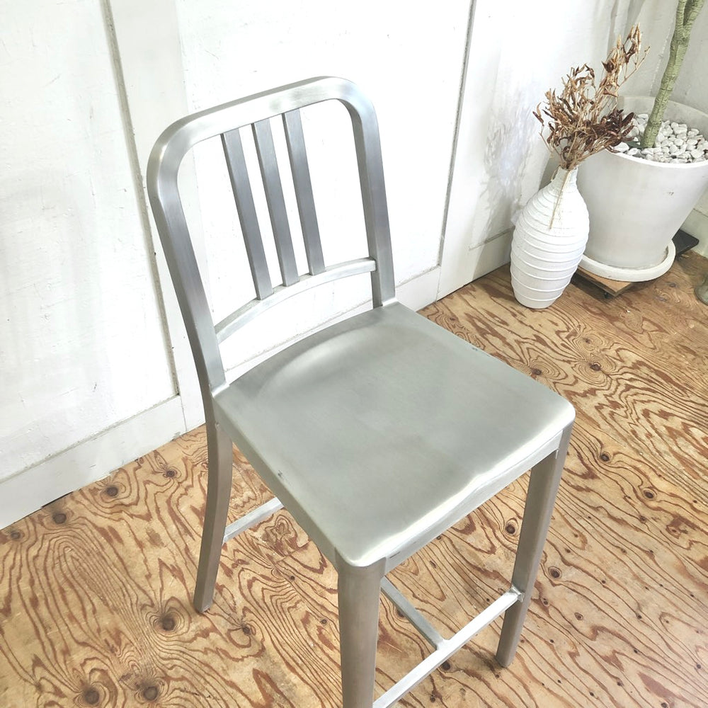 エメコ EMECO ネイビー バースツール NAVY BARSTOOL エメコチェア ハイスツール 中古 アルミ 軽量 耐久 ハイチェア –  RESTYLE