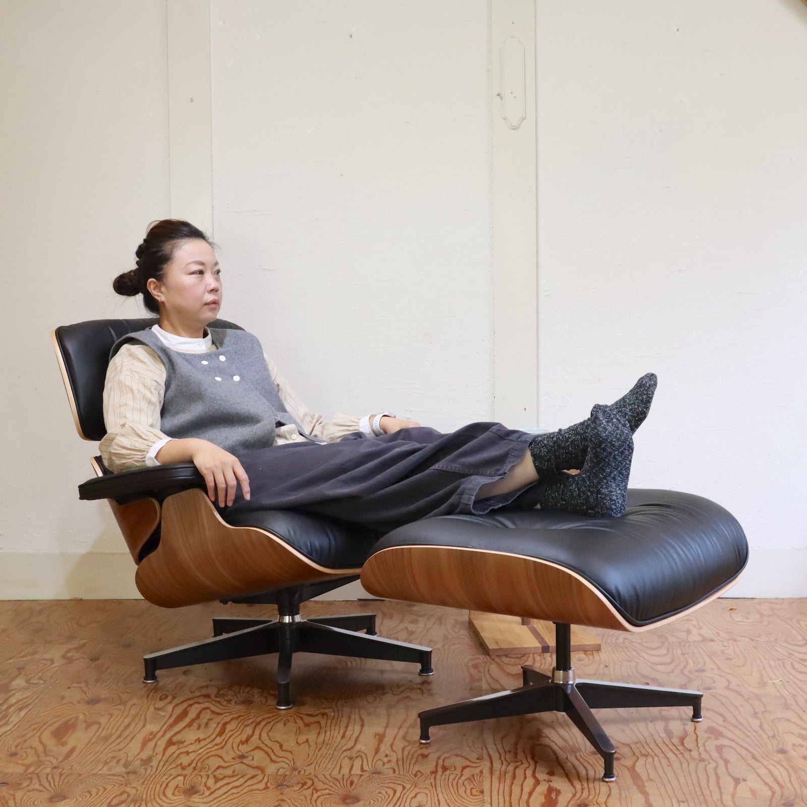 ハーマンミラー Herman Miller イームズラウンジチェア オットマン ウォールナット 中古 – RESTYLE