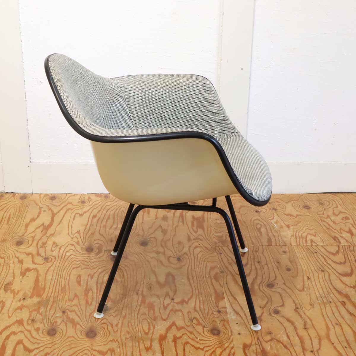 ハーマンミラー / Herman Miller アームシェルチェア チャールズ＆レイ・イームズ アレキサンダー・ジラルド FRP ヴィンテージ