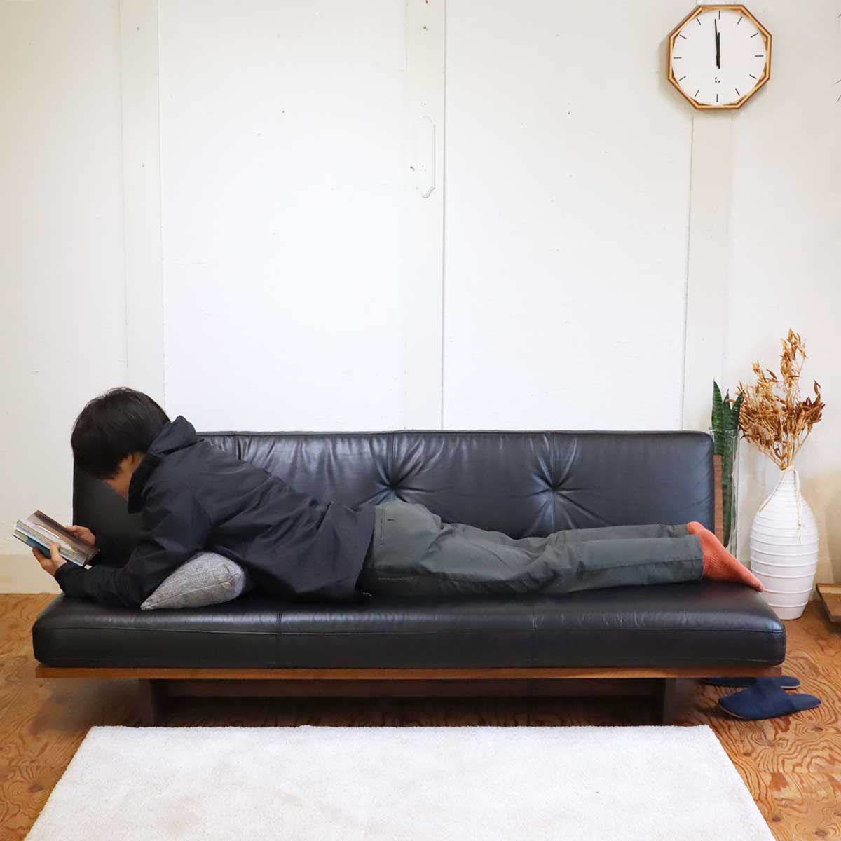 マスターウォール / MASTERWAL モアレス ソファ / MORELESS SOFA 3シーター 180 本革 ブラック 中古 – RESTYLE