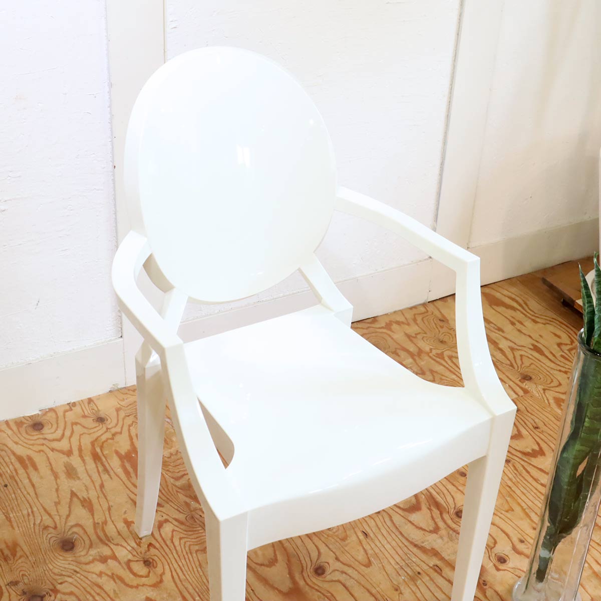 カルテル / Kartell ルイゴースト / LOUIS GHOST チェア ホワイト フィリップ・スタルク 中古 ガーデンチェア – RESTYLE