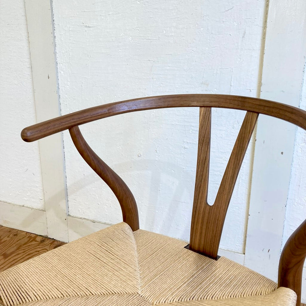 カール・ハンセン＆サン / Carl Hansen ＆ Søn Yチェア CH24 ハンス J. ウェグナー ウォールナット 【2】 中古 –  RESTYLE