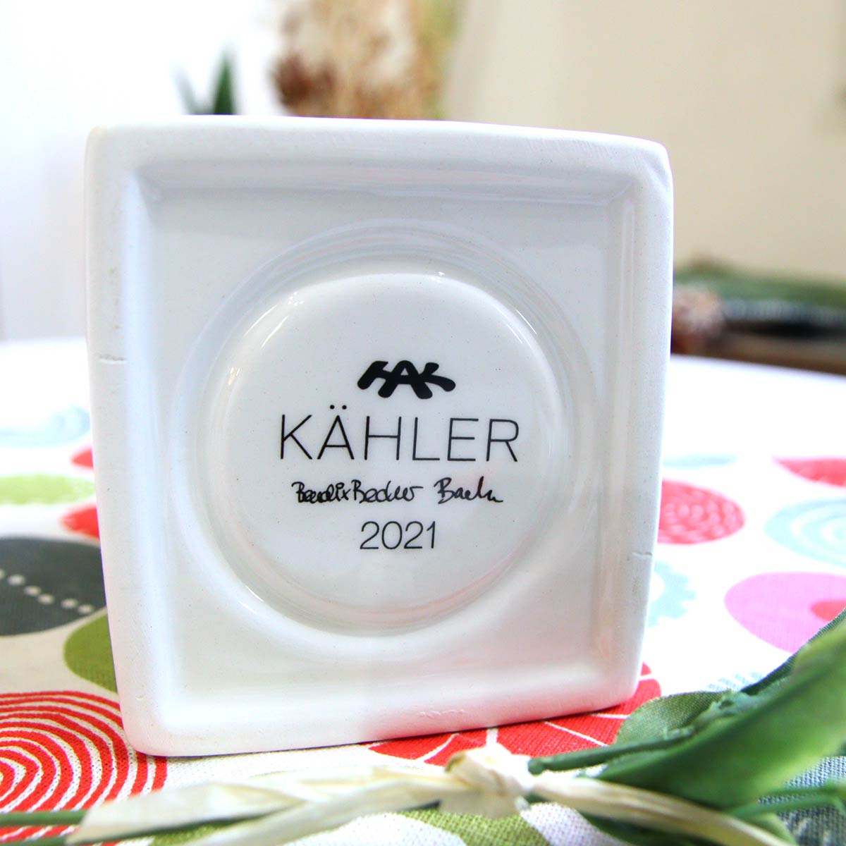 ケーラー / KAHLER アーバニア キャンドルホルダー チムニー 家 北欧 【2】 未使用品 建物 デンマーク 陶器 白 煙突 – RESTYLE