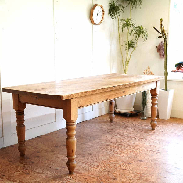 オールドパインのダイニングテーブル - テーブル