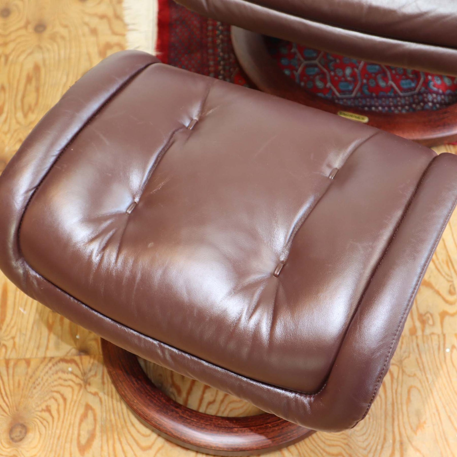 エコーネス/EKORNES ストレスレスチェア オットマン ロイヤル 本革 – RESTYLE