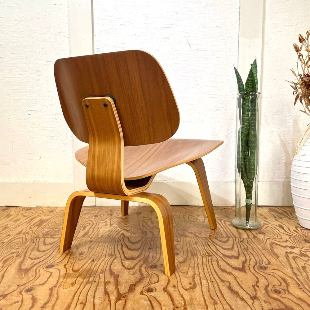 ハーマンミラー / Herman Miller ラウンジチェア LCW ウォールナット チャールズ＆レイ・イームズ 中古 – RESTYLE